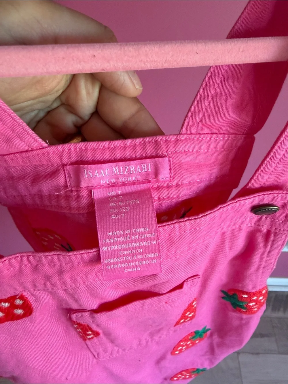 Isaac Mizrahi cute pink